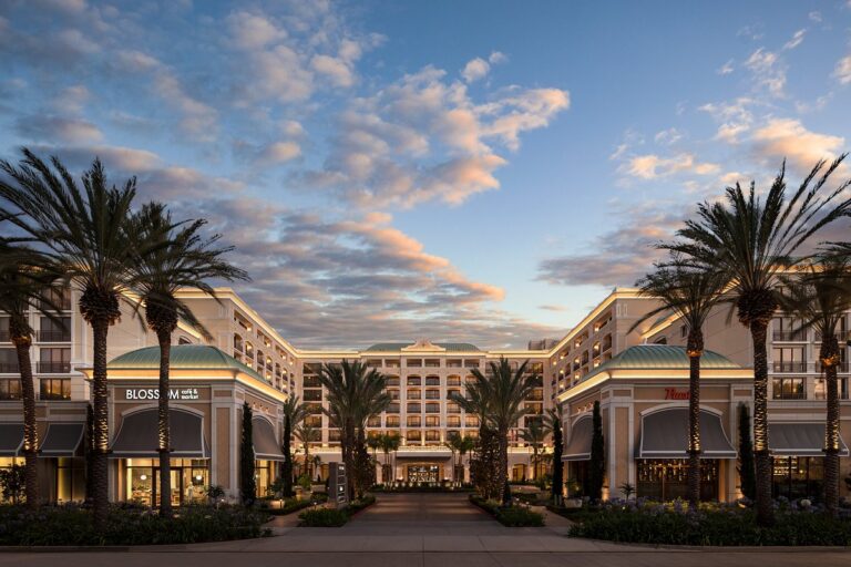 Best Business Hotels in the US: A Strategic Pillar Guide