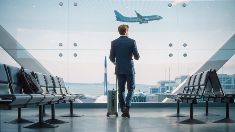 Best Flight Management for Startups: A Strategic Pillar Guide